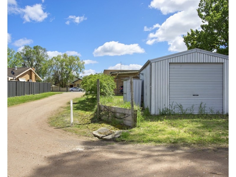 24 Conness Street, Chiltern VIC 3683