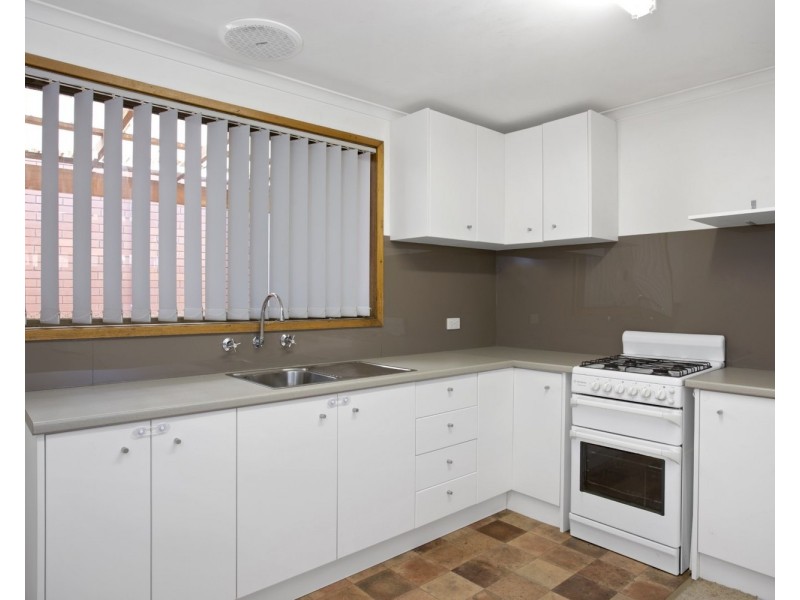 24 Conness Street, Chiltern VIC 3683