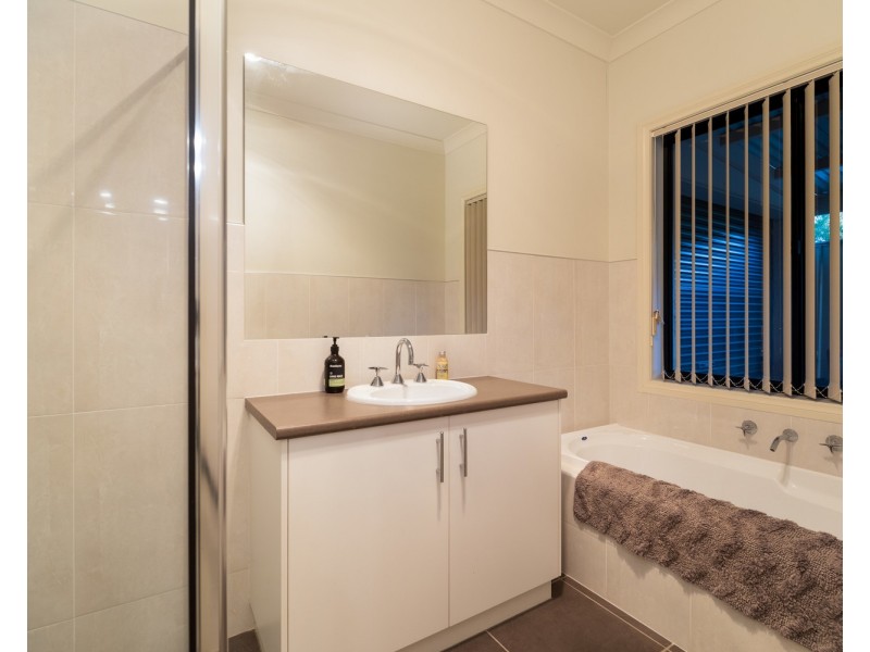 14 Hemlock Court, Baranduda VIC 3691