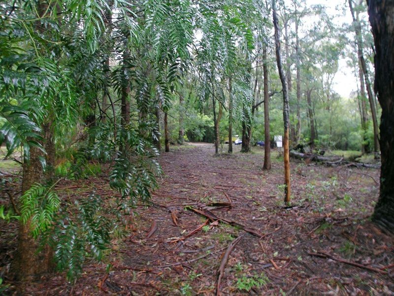 27 Forest  Road, Wesburn VIC 3799