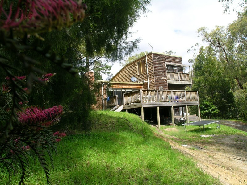 13 Victoria Street, Yarra Junction VIC 3797