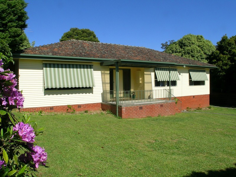 37 Surrey Road, Warburton VIC 3799