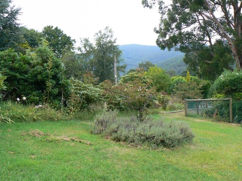 36 Surrey Road, Warburton VIC 3799