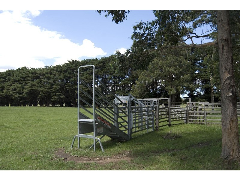 3015 Warburton Highway, Millgrove VIC 3799