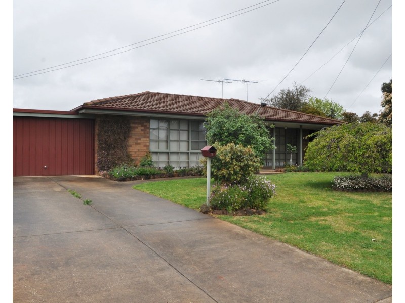 7 Witney Court, Bacchus Marsh VIC 3340