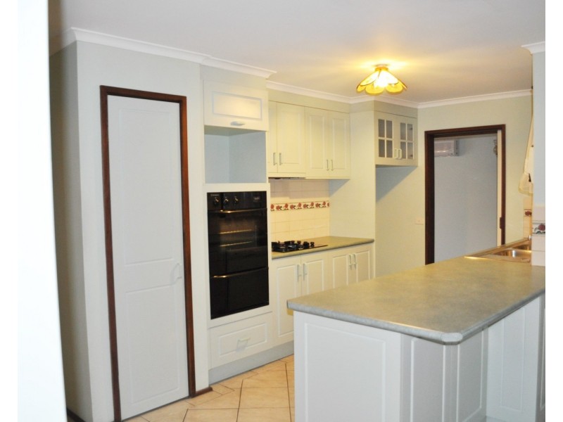 7 Witney Court, Bacchus Marsh VIC 3340