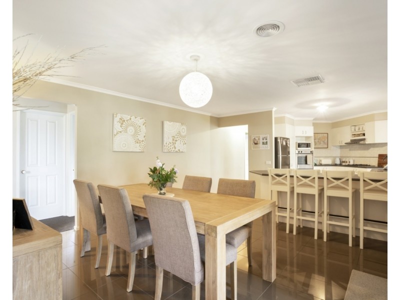 63 Labilliere Street, Bacchus Marsh VIC 3340