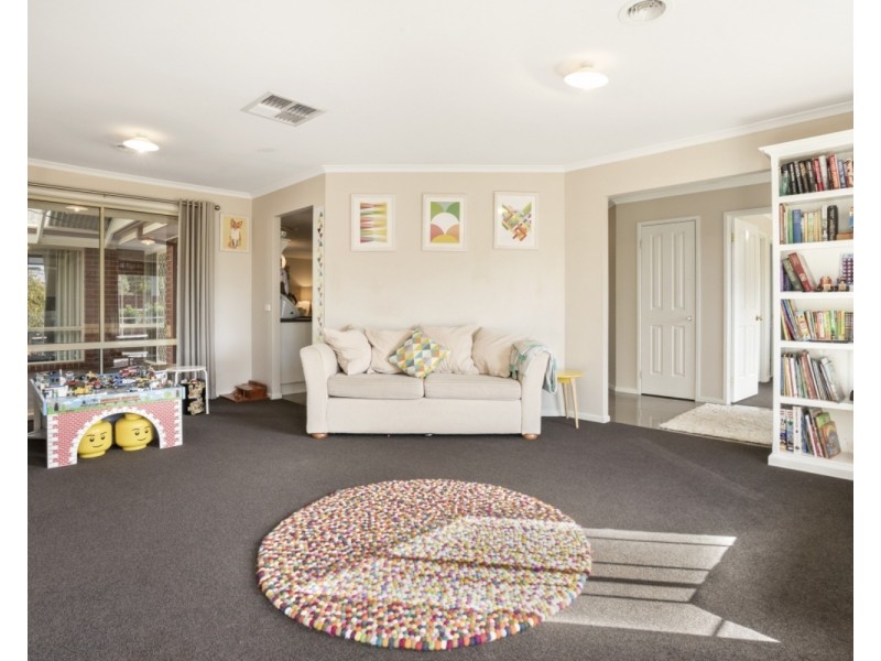 63 Labilliere Street, Bacchus Marsh VIC 3340