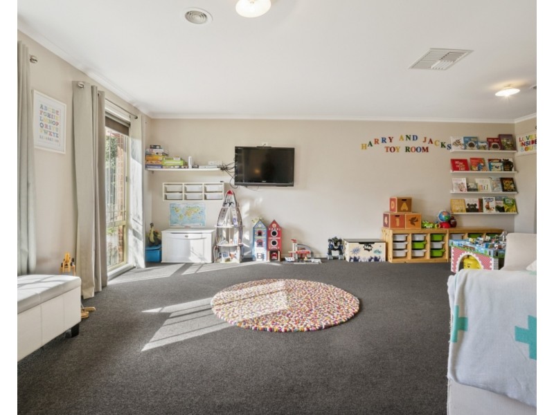 63 Labilliere Street, Bacchus Marsh VIC 3340