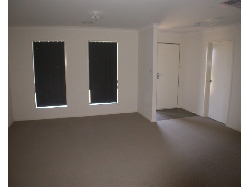 22 Silverdale Drive, Bacchus Marsh VIC 3340