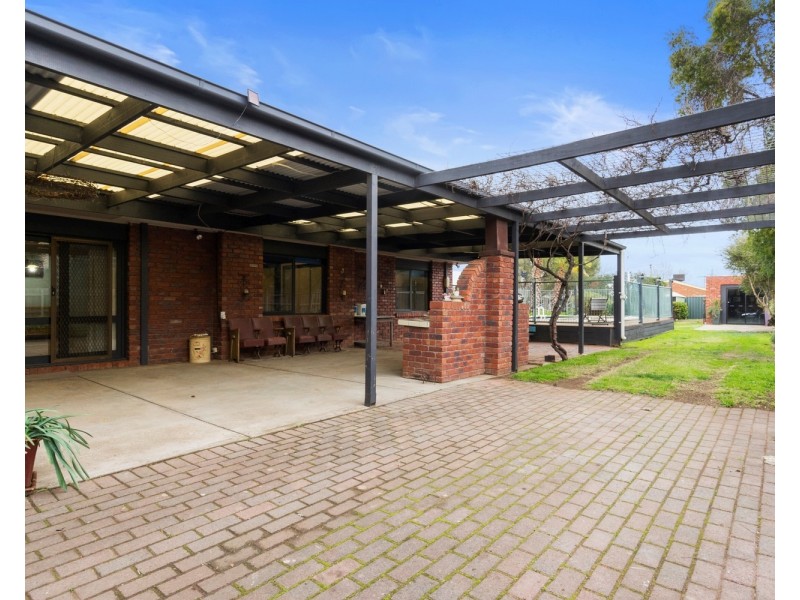 17 Leila Court, Bacchus Marsh VIC 3340