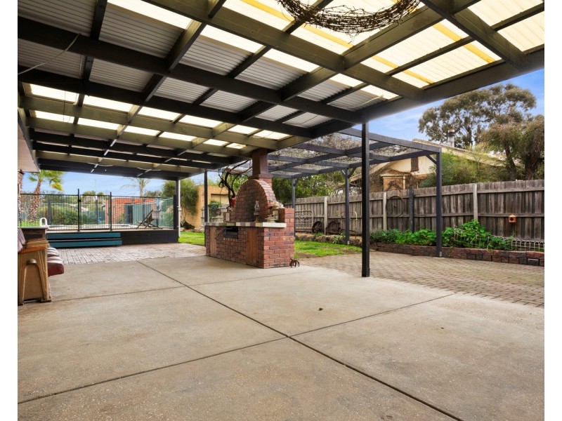 17 Leila Court, Bacchus Marsh VIC 3340