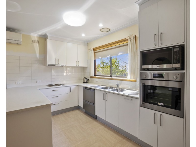 4 Shields Court, Bacchus Marsh VIC 3340