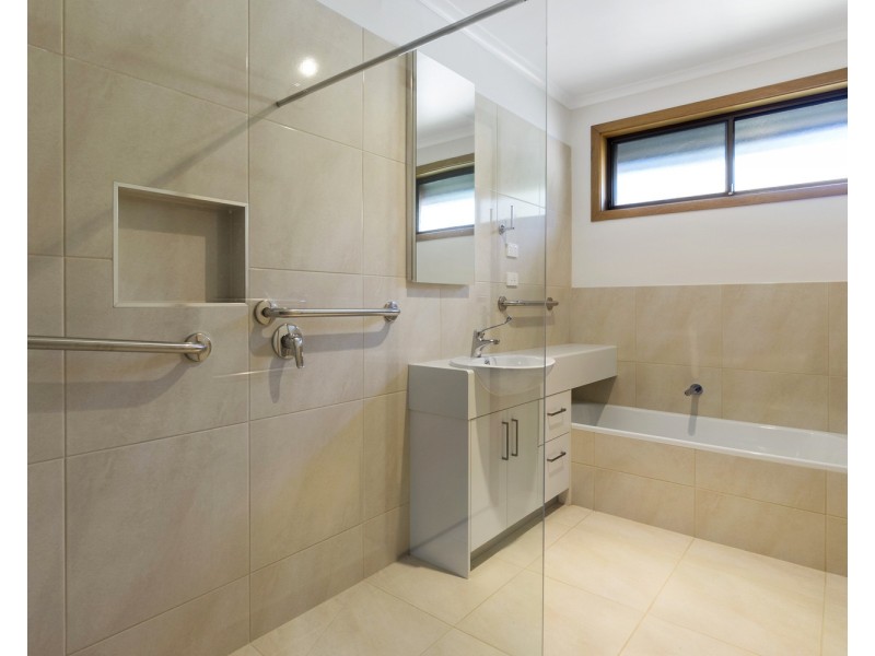 4 Shields Court, Bacchus Marsh VIC 3340