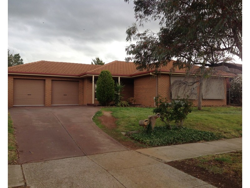 31 Clifton Drive, Bacchus Marsh VIC 3340