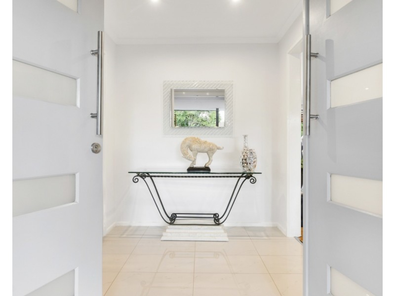 26 Margaret Drive, Bacchus Marsh VIC 3340