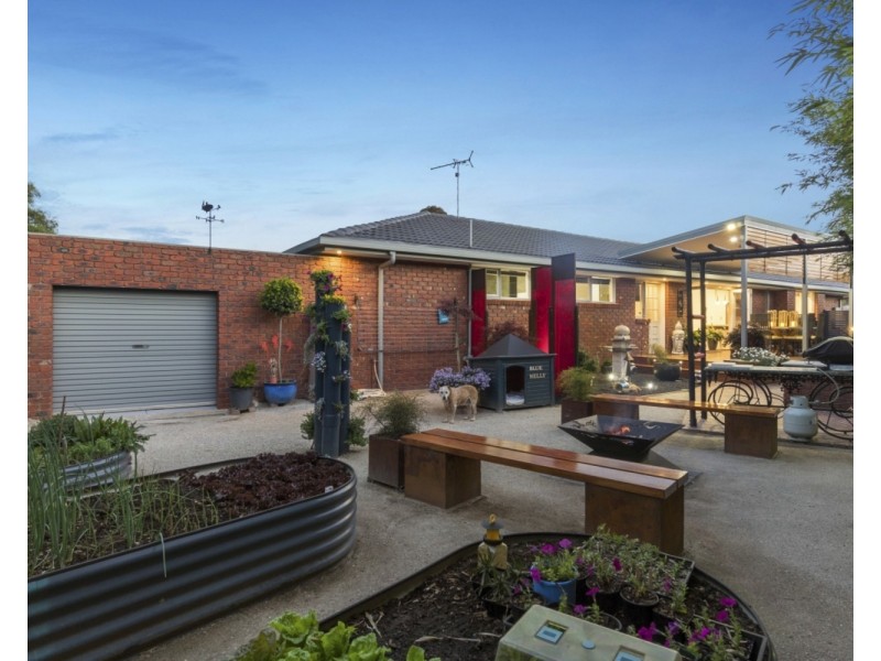 26 Margaret Drive, Bacchus Marsh VIC 3340
