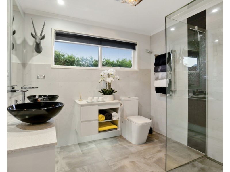 26 Margaret Drive, Bacchus Marsh VIC 3340