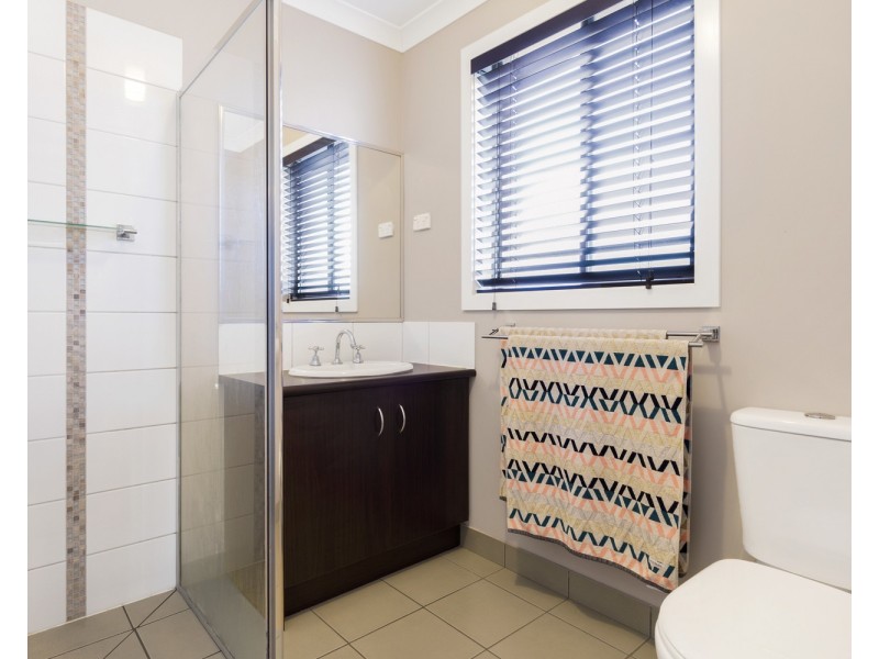 100 Halletts Way, Bacchus Marsh VIC 3340