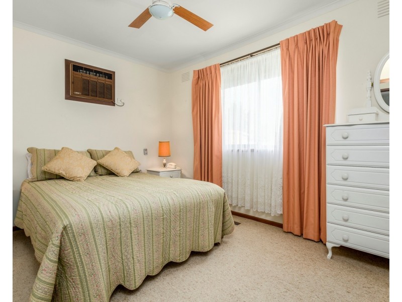 1 Linda Drive, Bacchus Marsh VIC 3340