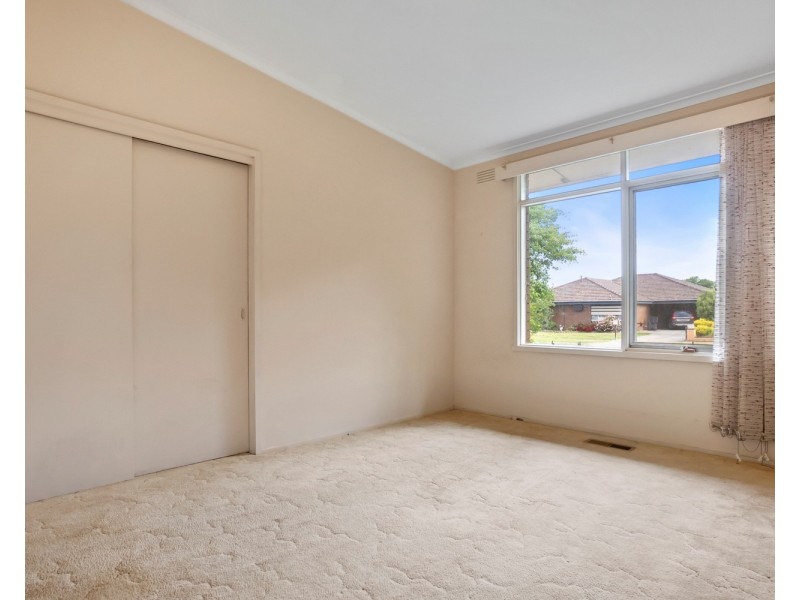 18 Malcolm Street, Bacchus Marsh VIC 3340