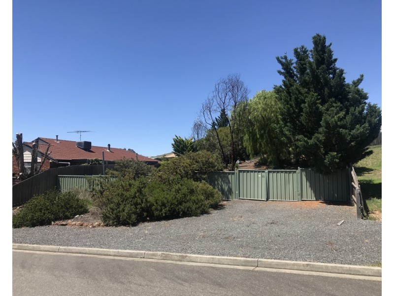 10 McLeod Drive, Bacchus Marsh VIC 3340