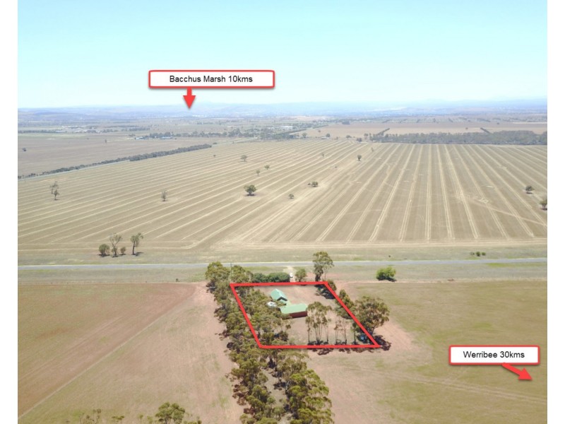 70 Nerowie Road, Parwan VIC 3340