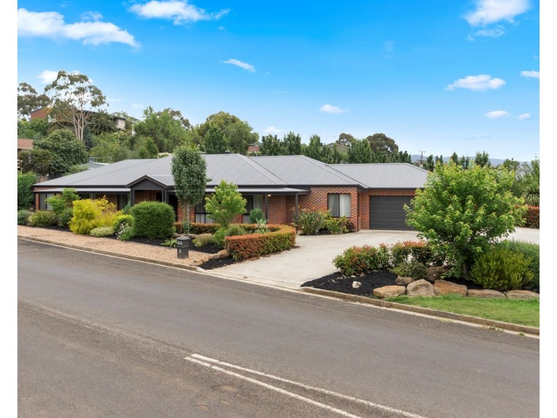 1 Links Road, Bacchus Marsh VIC 3340