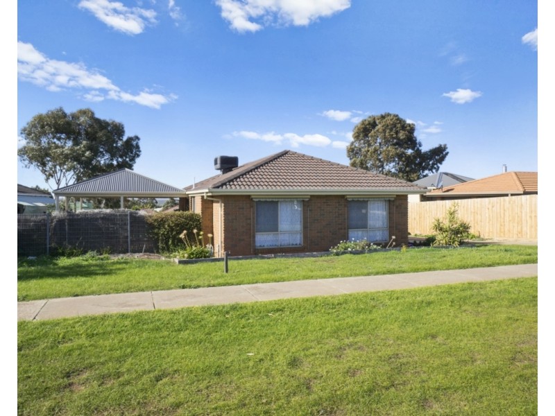 62 Halletts Way, Bacchus Marsh VIC 3340