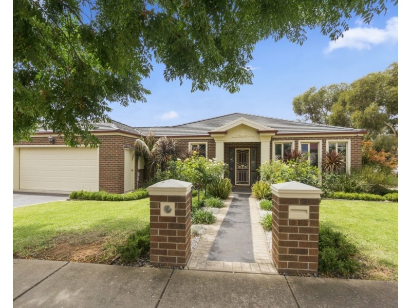 27 Grantleigh Drive, Bacchus Marsh VIC 3340