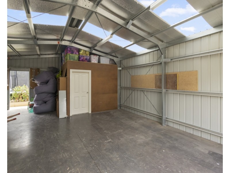 27 Grantleigh Drive, Bacchus Marsh VIC 3340