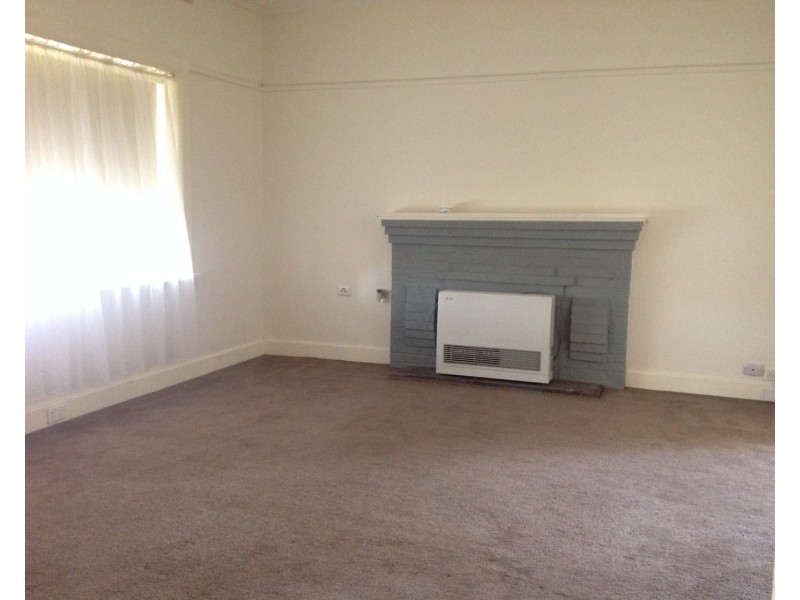 4 McFarland Street, Bacchus Marsh VIC 3340