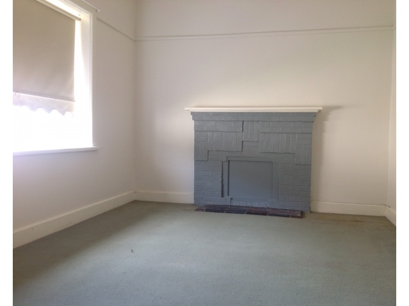 4 McFarland Street, Bacchus Marsh VIC 3340