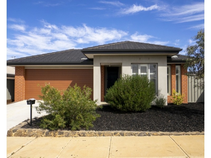 7 Pratia Close, Bacchus Marsh VIC 3340