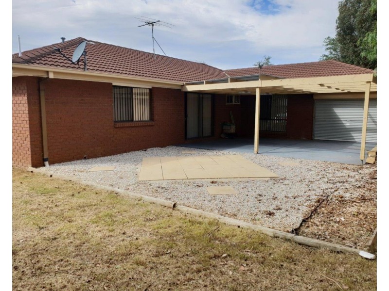 24 Ryans Court, Bacchus Marsh VIC 3340