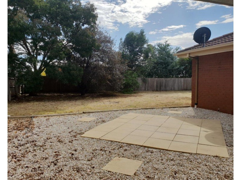 24 Ryans Court, Bacchus Marsh VIC 3340