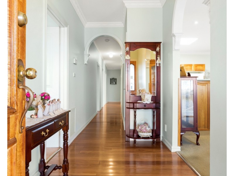 27 Moore Street, Bacchus Marsh VIC 3340