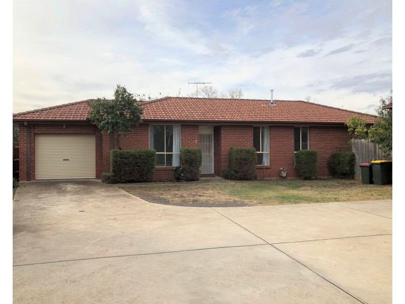2/6 Russell Street, Bacchus Marsh VIC 3340
