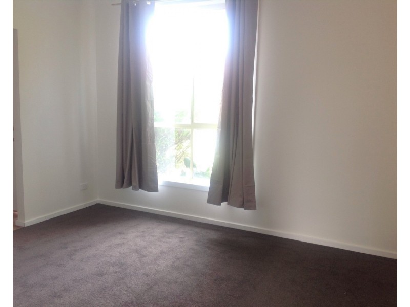 2/6 Russell Street, Bacchus Marsh VIC 3340
