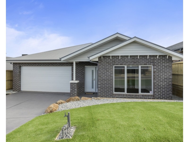 40 McLachlan Street, Bacchus Marsh VIC 3340