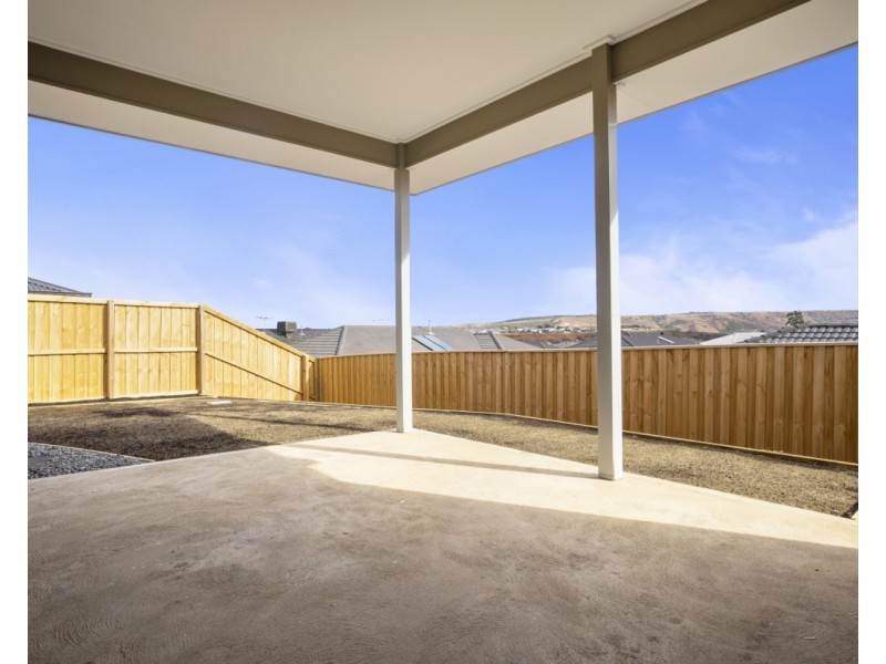 40 McLachlan Street, Bacchus Marsh VIC 3340