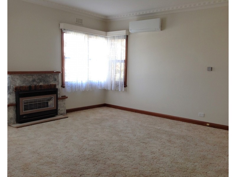 8 Millbank Street, Bacchus Marsh VIC 3340