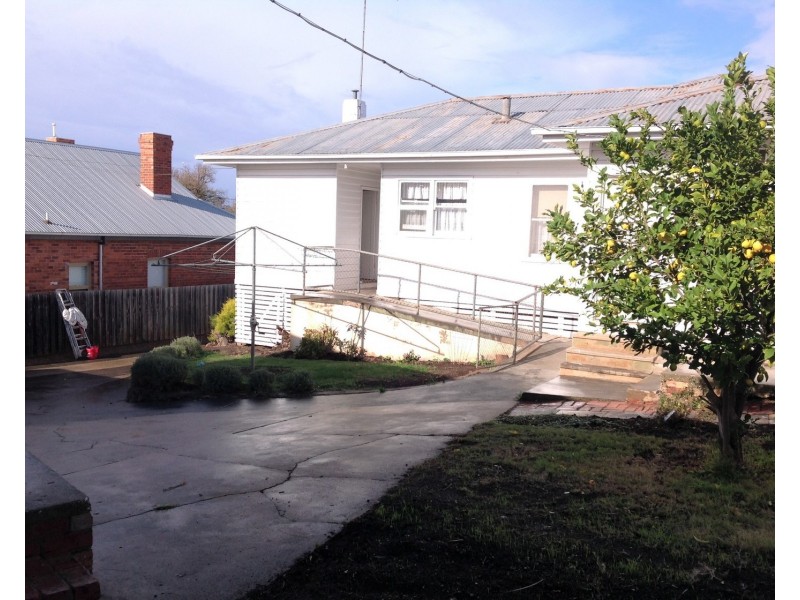 8 Millbank Street, Bacchus Marsh VIC 3340