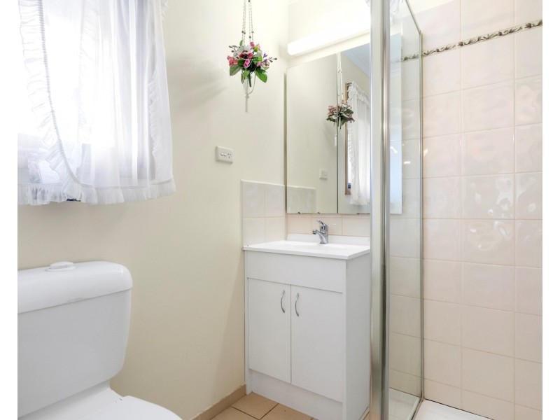 3 Luton Court, Darley VIC 3340