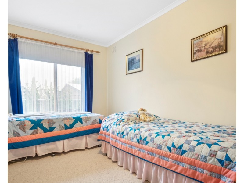 3 Luton Court, Darley VIC 3340