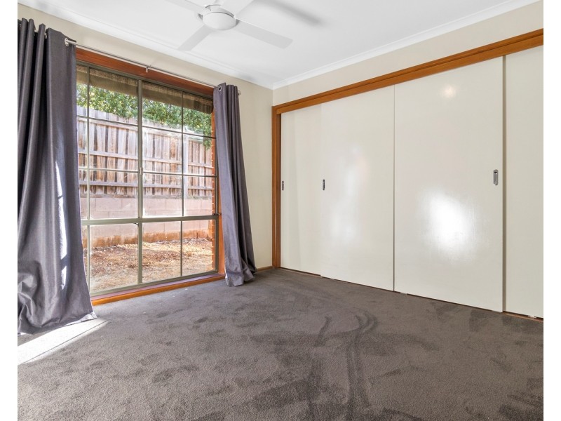 27 Horder Crescent, Darley VIC 3340