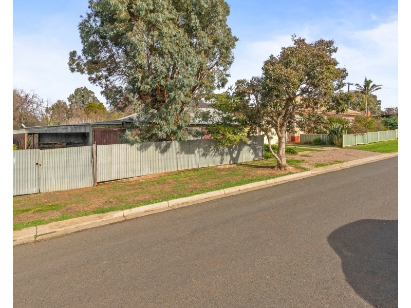 10-12 Boyd Street, Bacchus Marsh VIC 3340