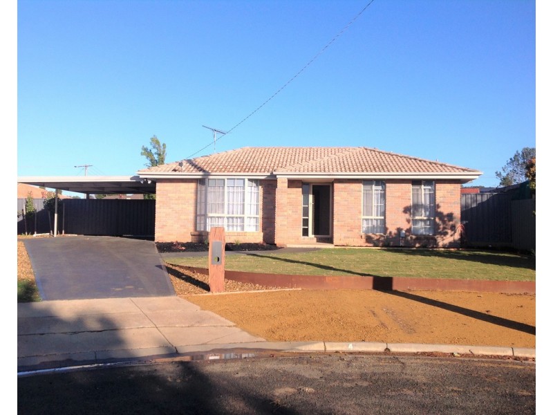 4 Heath Court, Bacchus Marsh VIC 3340