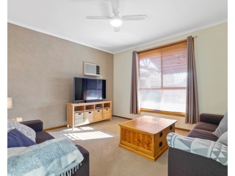 2 Tulloch Court, Bacchus Marsh VIC 3340