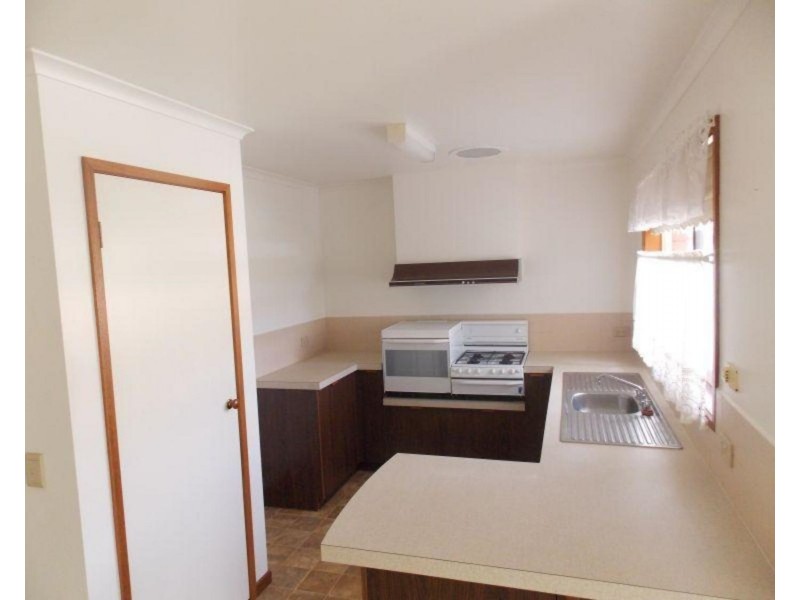 1/26 Simpson Street, Bacchus Marsh VIC 3340